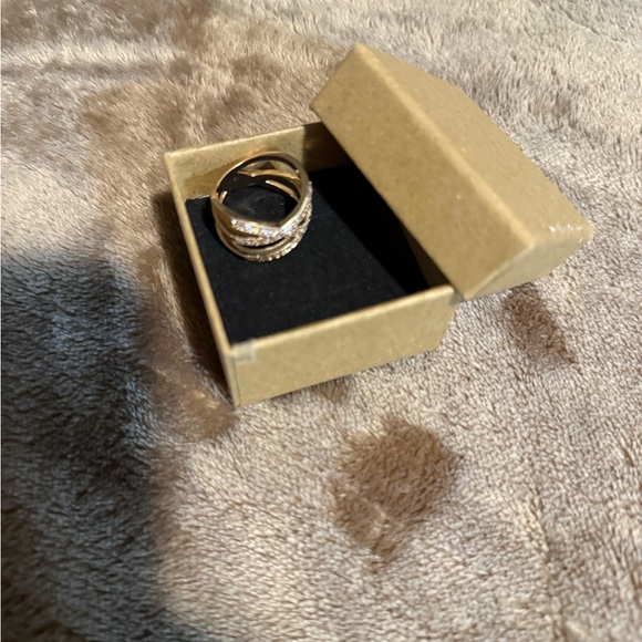 FAIRY COUPLE Women's 18K Rose Gold Plated Wide Band Ring Size 8 - Picture 7 of 7